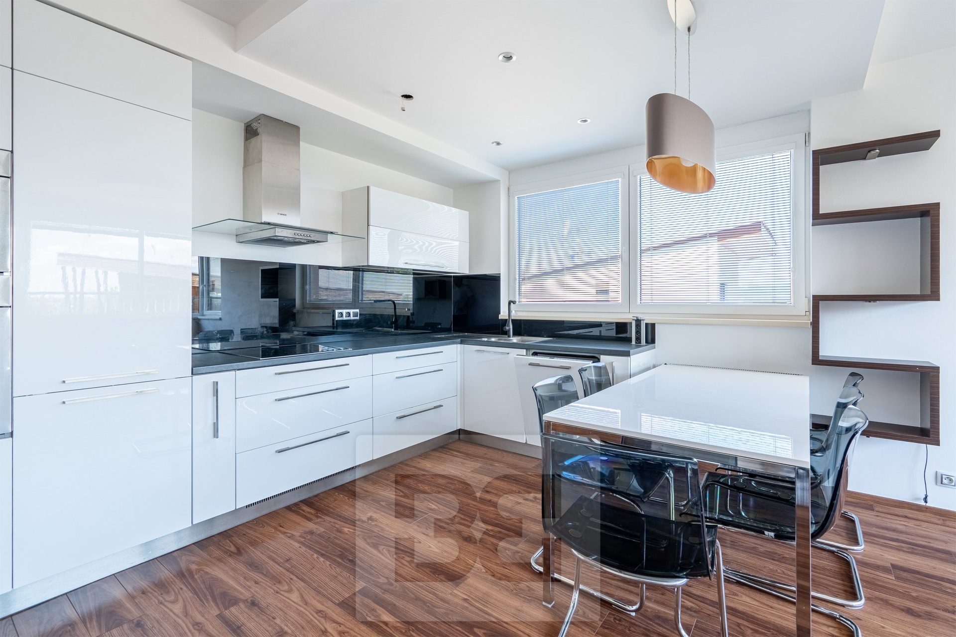 Pronájem byty 3+kk, 70 m² - Praha - Velká Chuchle