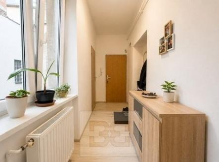 Pronájem bytu, 2+kk, 60 m²