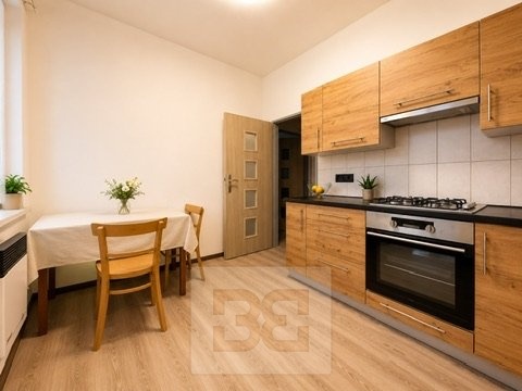 5F263122-4917-4ECB-9ADF-47CCDE0335B6_4_5005_c