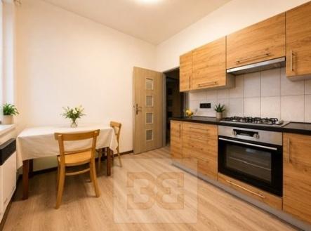 Pronájem bytu, 1+1, 38 m²