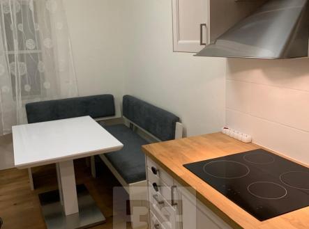 Pronájem bytu, 1+1, 37 m²