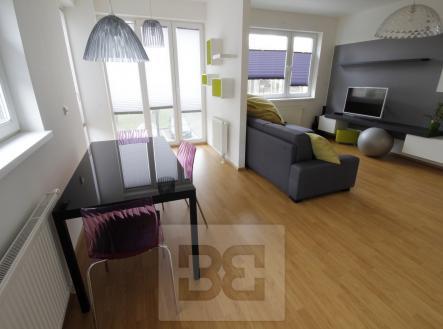 Pronájem bytu, 2+kk, 59 m²