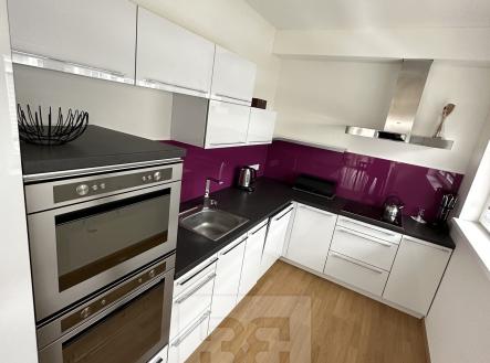 Pronájem bytu, 2+kk, 59 m²