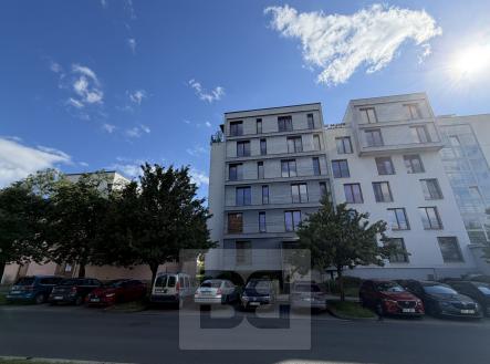 Pronájem bytu, 2+1, 85 m²
