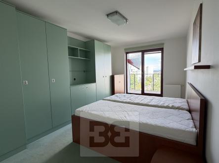 Pronájem bytu, 2+1, 85 m²