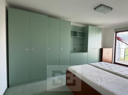 Pronájem bytu, 2+1, 85 m²
