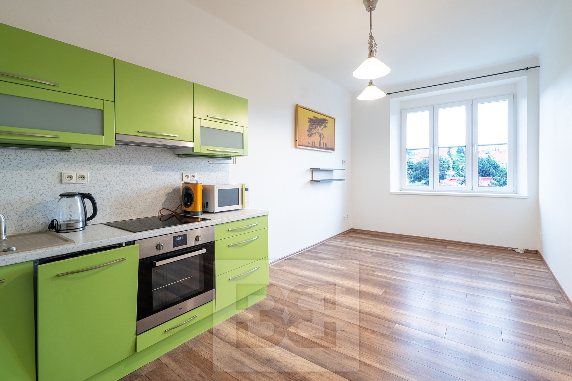 Pronájem bytu 2+kk 48 m², Praha - Vršovice