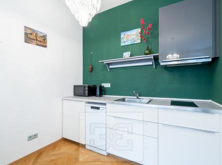 Pronájem bytu, 1+kk, 30 m²