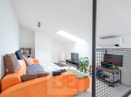 Pronájem bytu, 3+kk, 72 m²