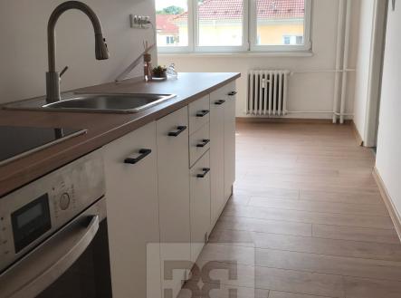 Pronájem bytu, 2+kk, 49 m²