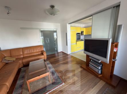 Pronájem bytu, 2+1, 85 m²