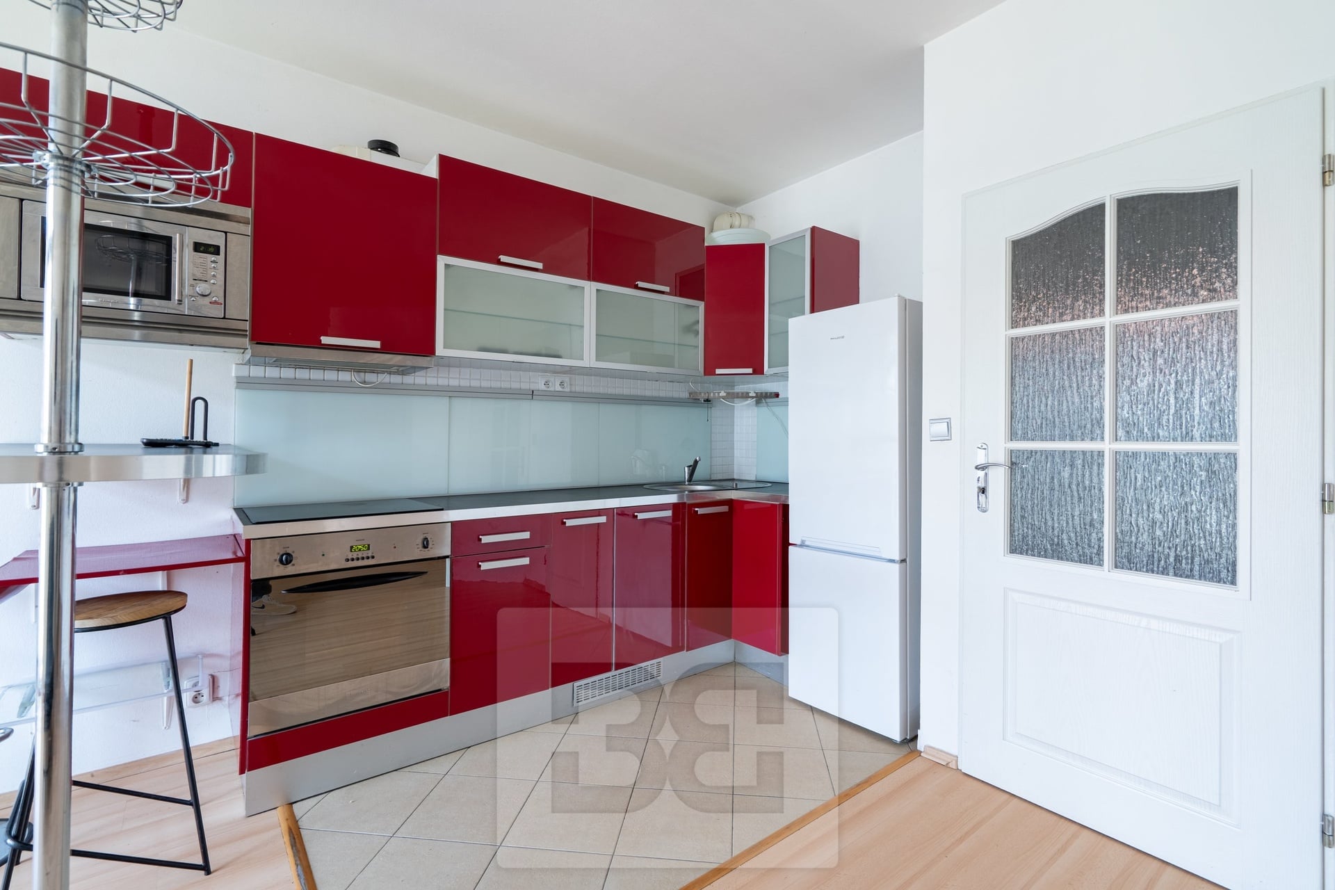 Pronájem bytu 1+kk 30 m², Praha - Vršovice