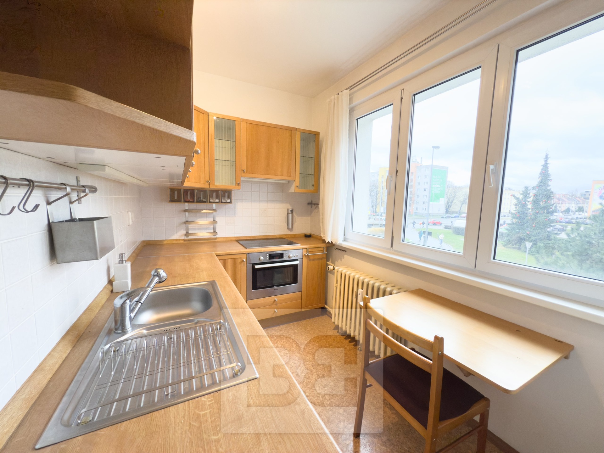 Pronájem byty 2+1, 50 m² - Praha - Veleslavín