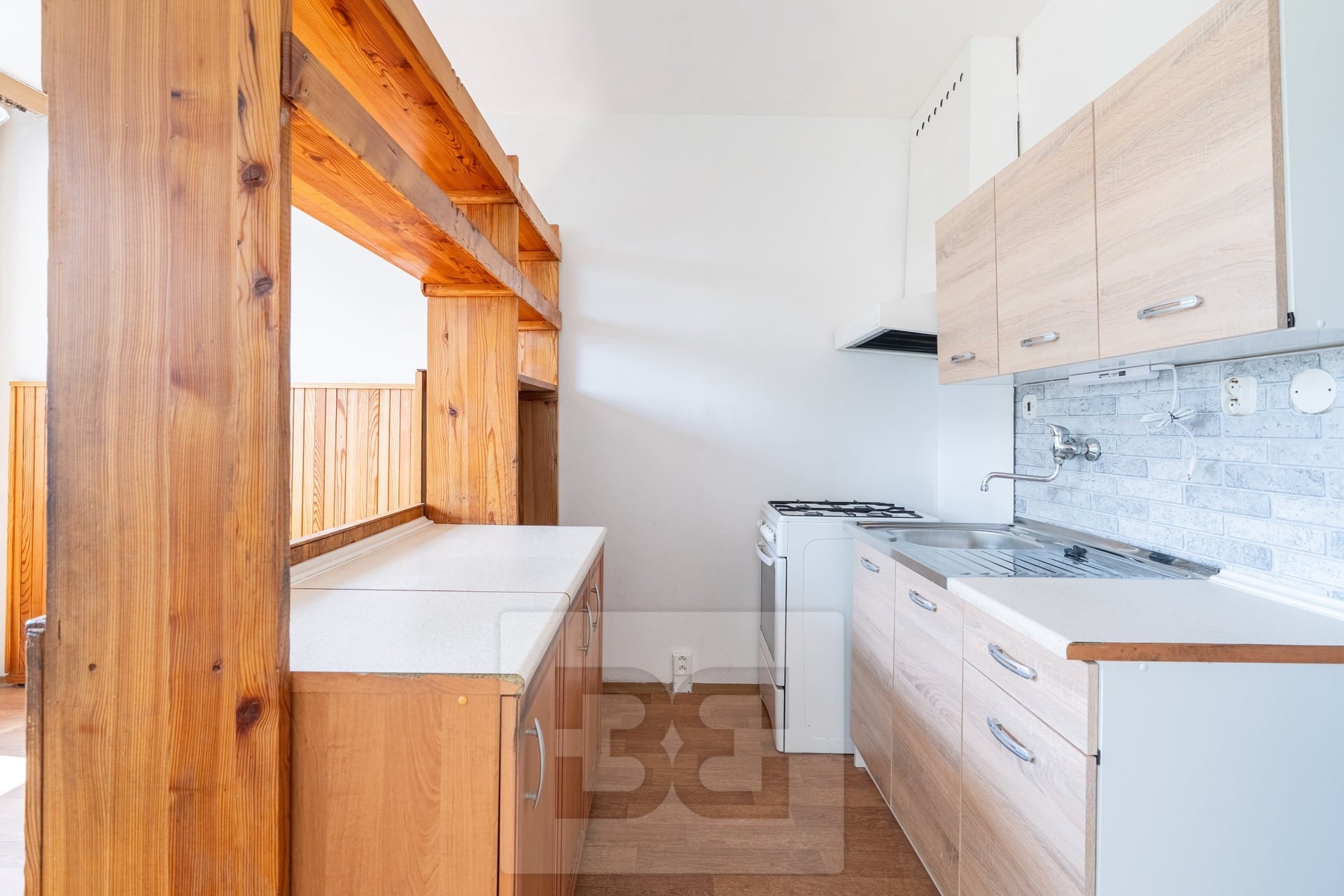 Pronájem bytu 3+1 64 m², Praha - Kobylisy