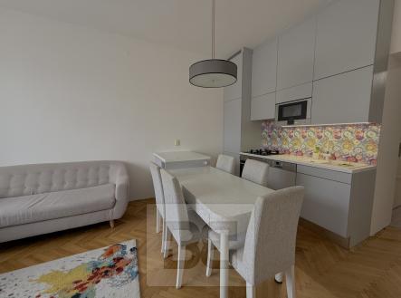 Pronájem bytu, 2+kk, 51 m²
