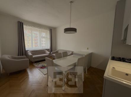 Pronájem bytu, 2+kk, 51 m²