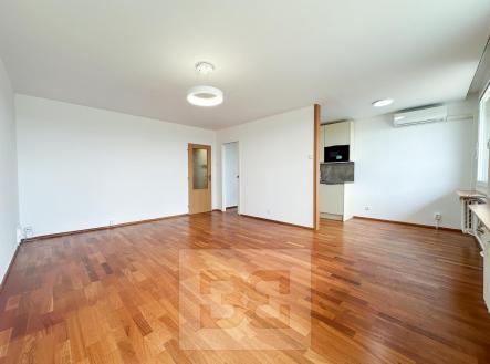 Pronájem bytu, 3+kk, 80 m²
