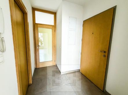 Pronájem bytu, 2+kk, 48 m²