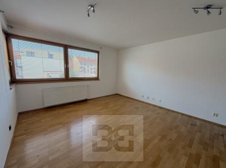 Pronájem bytu, 1+kk, 36 m²