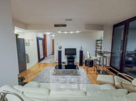 Pronájem bytu, 2+kk, 63 m²