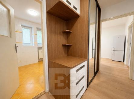 Pronájem bytu, 2+1, 55 m²