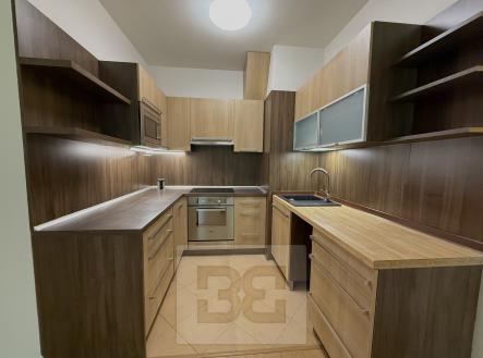 Pronájem bytu, 2+kk, 49 m²