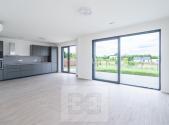 Pronájem domu/vily, 147 m²