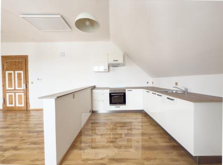 Pronájem bytu, 3+kk, 81 m²