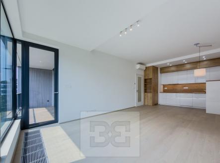 Pronájem bytu, 3+kk, 88 m²