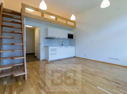 Pronájem bytu, 1+kk, 30 m²