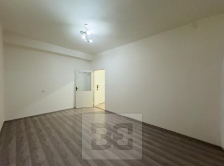 Pronájem bytu, 1+kk, 26 m²