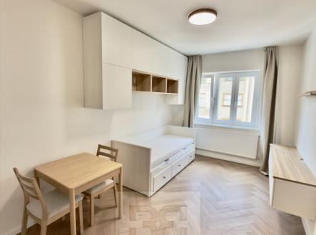 Pronájem bytu, 1+kk, 23 m²