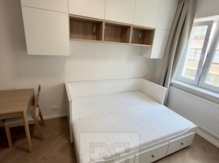 Pronájem bytu, 1+kk, 23 m²