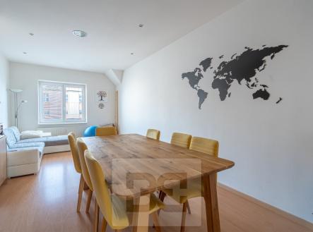 Pronájem bytu, 3+1, 117 m²