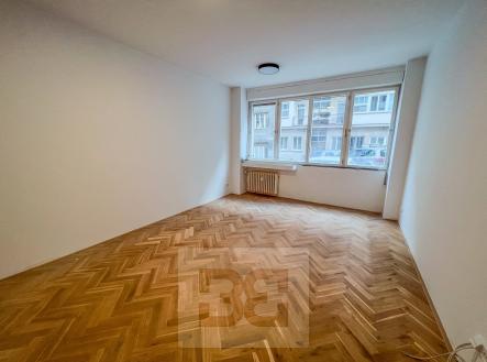 Pronájem bytu, 1+kk, 32 m²
