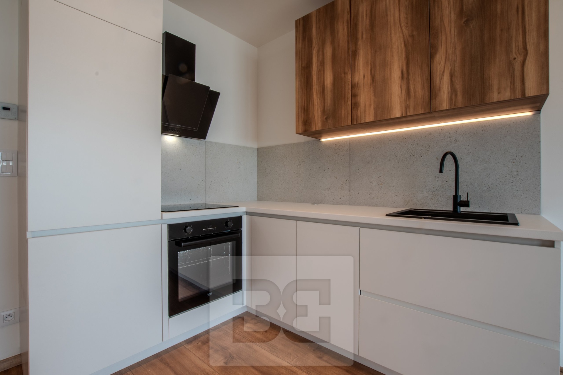 Pronájem bytu v novostavbě 1+kk, 36 m² - Praha - Vysočany