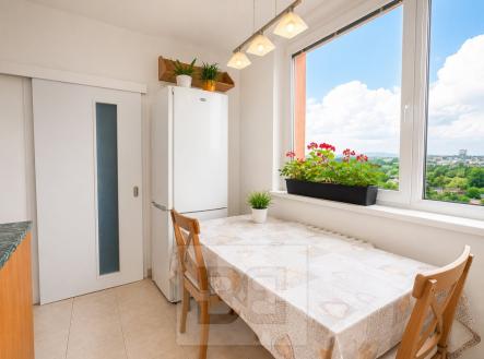 Pronájem bytu, 3+1, 74 m²