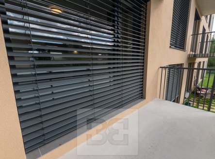 Pronájem bytu, 1+kk, 37 m²