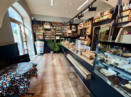 Prodej obchodní prostory, 64 m²