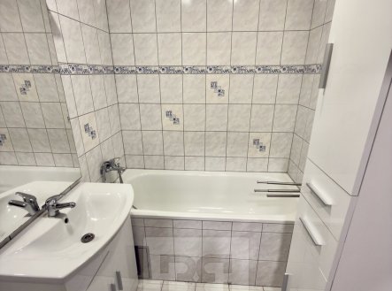 Pronájem bytu, 3+kk, 68 m², Kladno – náhled fotky 2