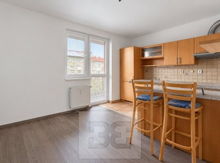 Pronájem bytu, 2+kk, 40 m²