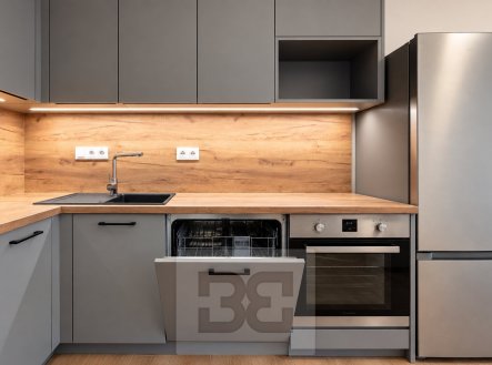 Pronájem bytu, 2+kk, 55 m²