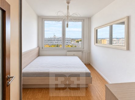 Pronájem bytu, 4+kk, 88 m²
