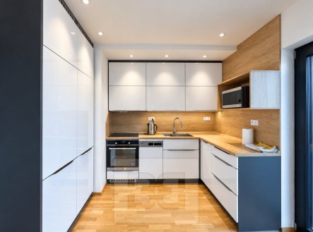 Pronájem bytu, 3+kk, 104 m²