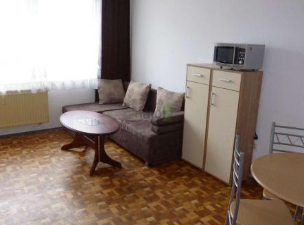Pronájem bytu, 1+kk, 30 m²
