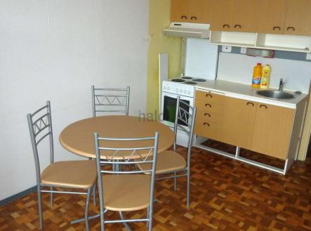 Pronájem bytu, 1+kk, 30 m²