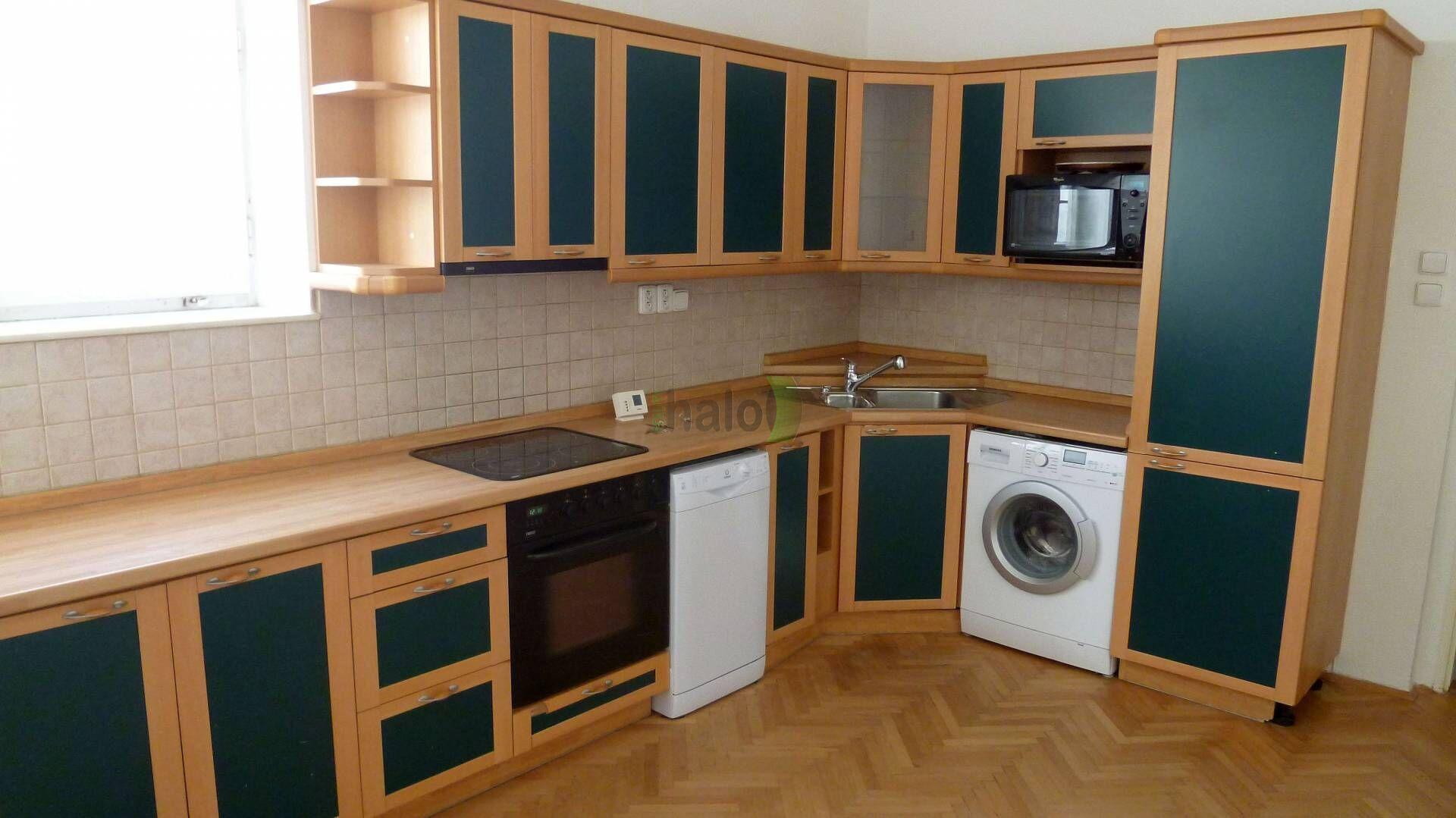 Pronájem 3+1 České Budějovice, Dr.Stejskala - centrum