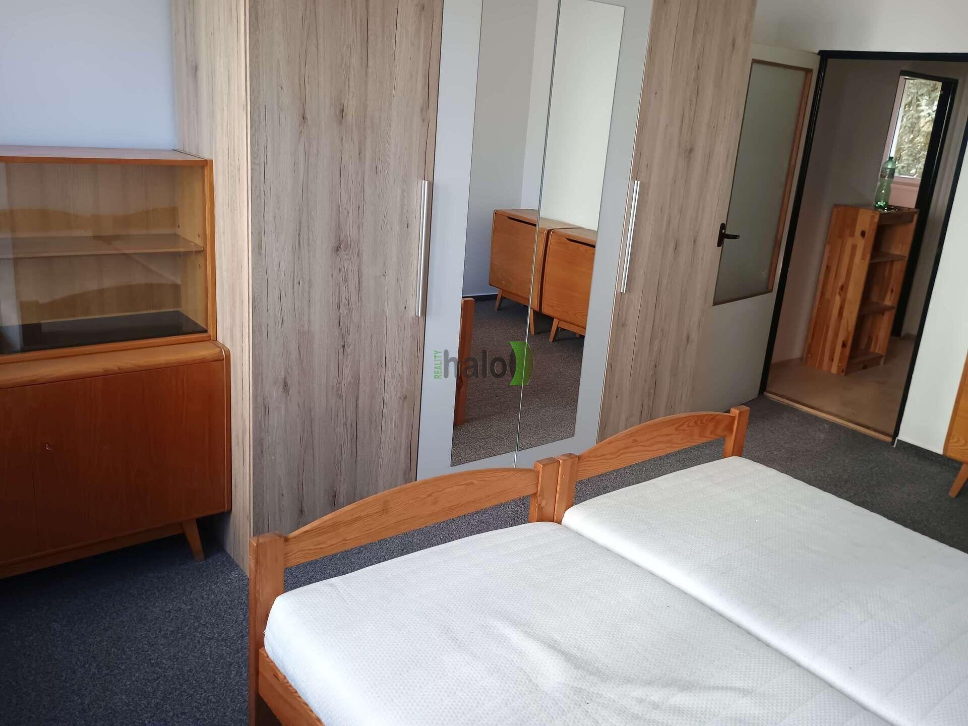 Pronájem 2+1 České Budějovice, Staroměstská v centru za Perlou