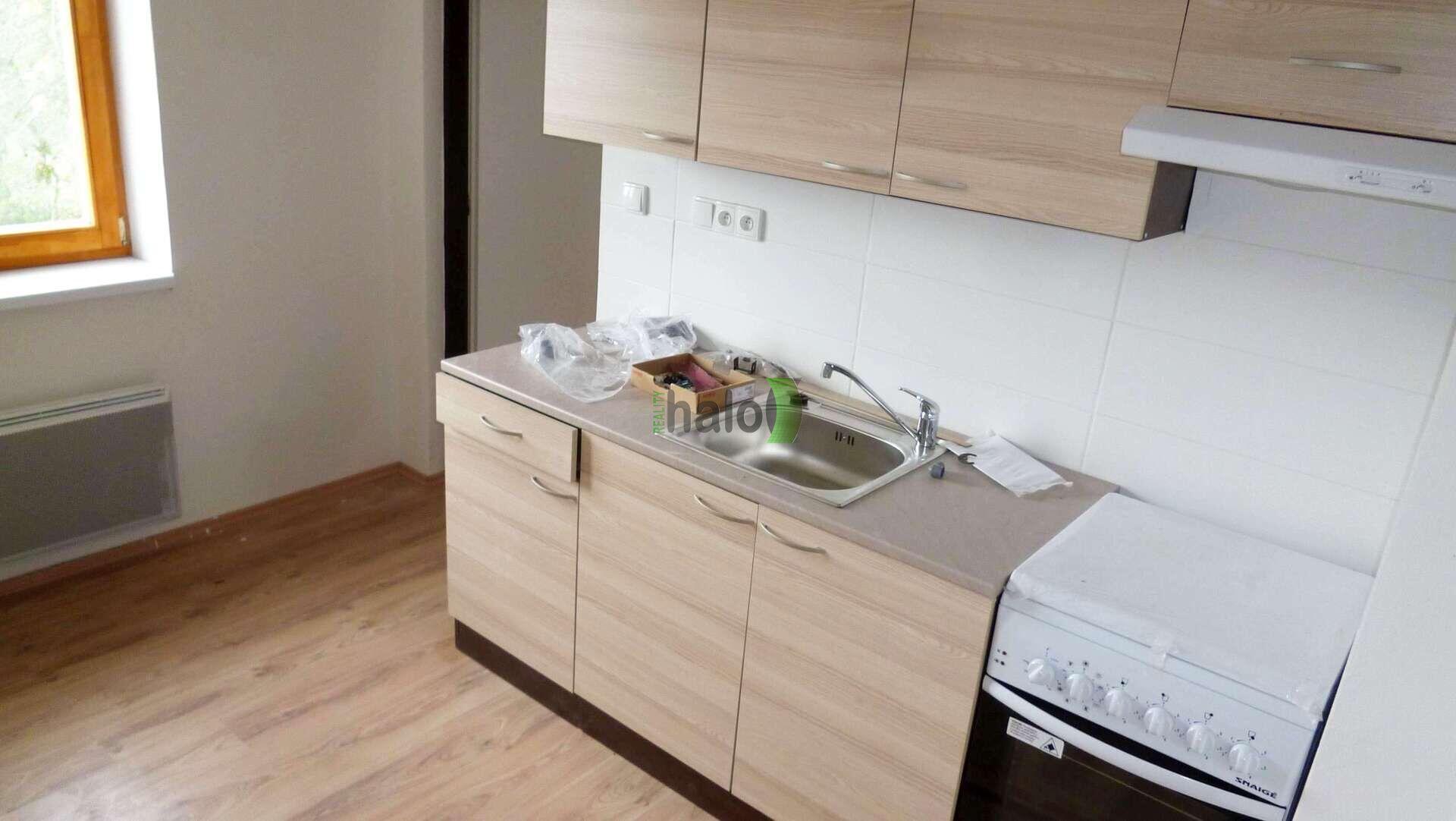 Pronájem 2+kk Nové Hrady, 5. května -bydlení u hranic