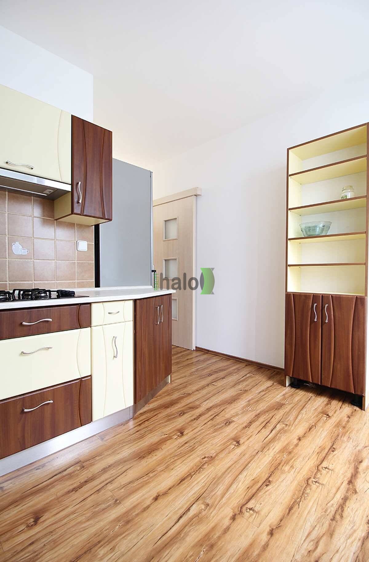 Pronájem 2+1 České Budějovice, Nádražní  u centra